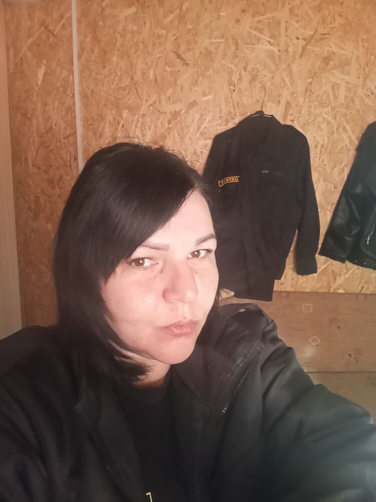  51695794  , 49 ,    