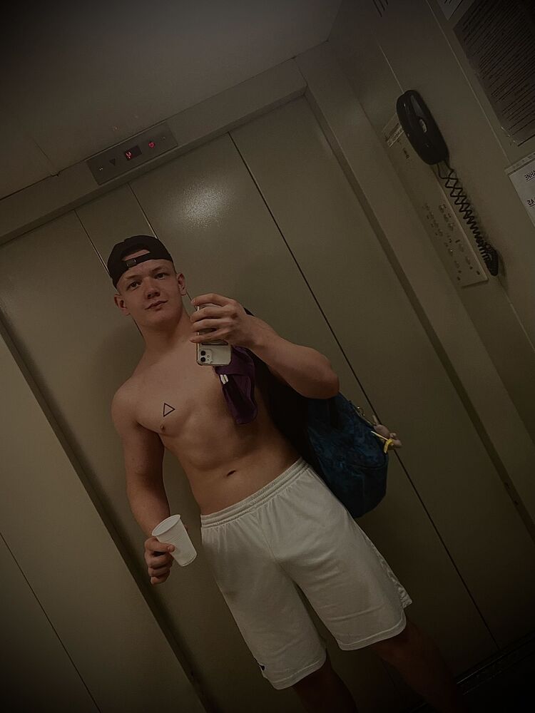 ���� 40087004 ����� �����, 21 ���, ���� ���������� � �������-��-����