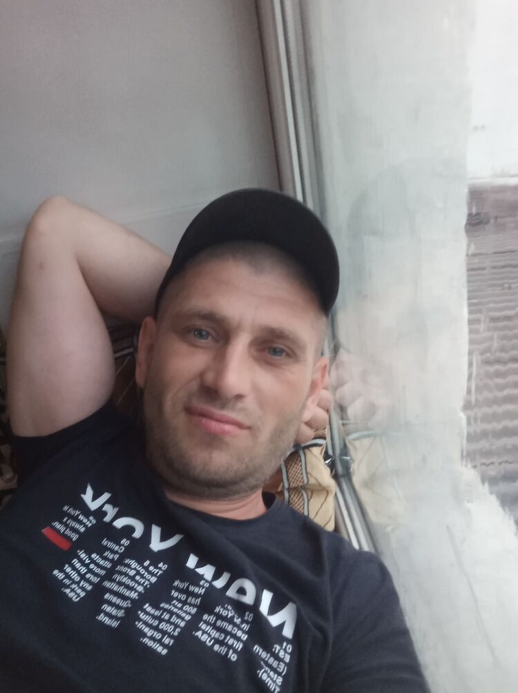  37455184  , 40 ,     