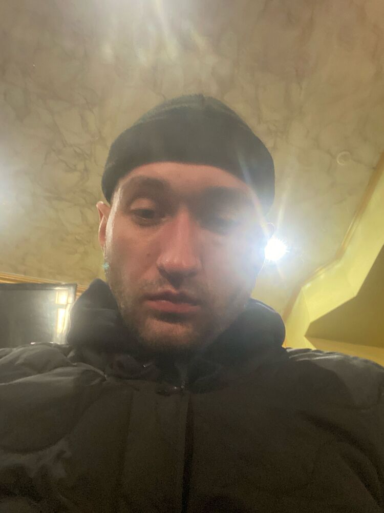  41760894  Oleg, 31 ,    