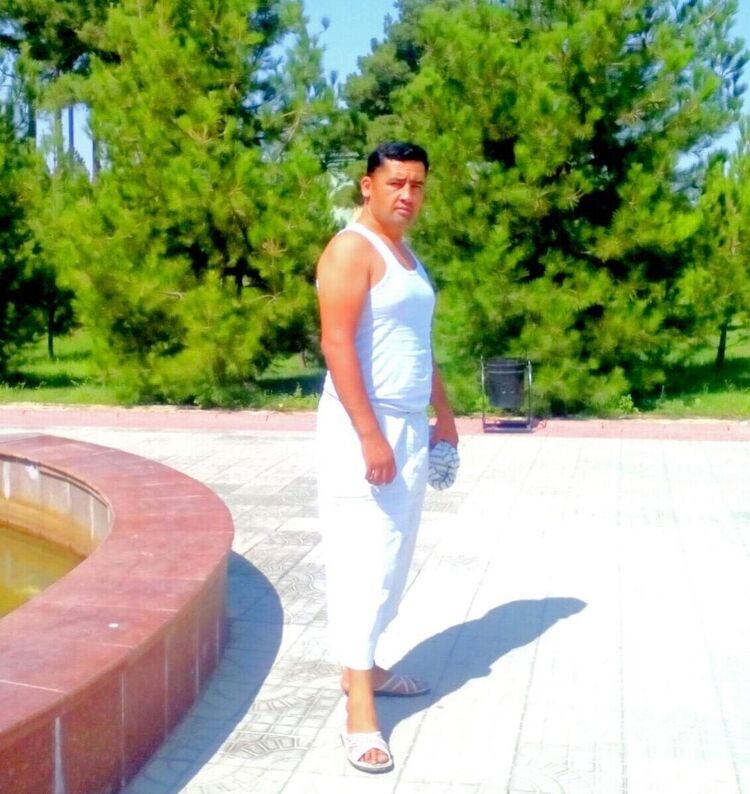  22369604  Gufron, 44 ,    