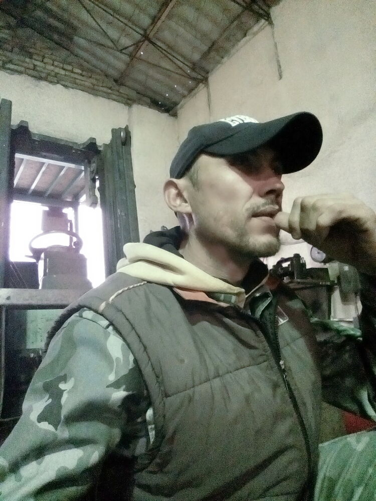  25300654  , 39 ,    