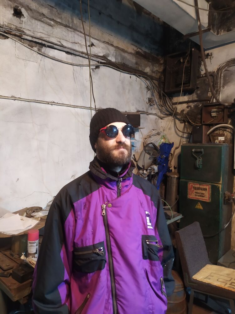  26086384  , 38 ,    -