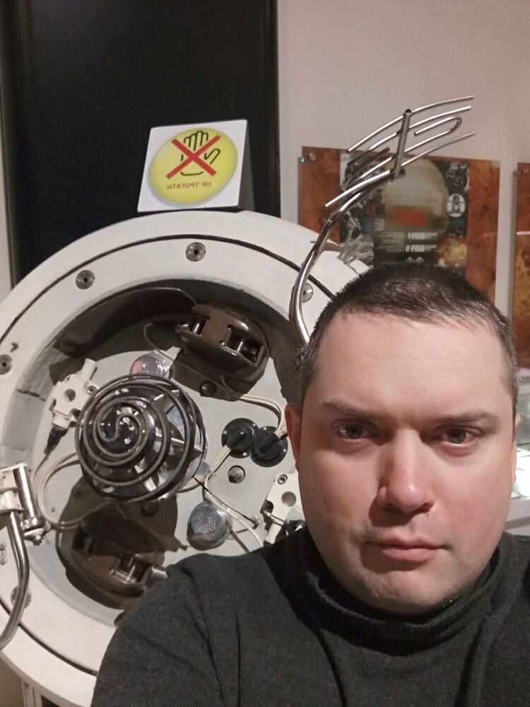  25739724  , 41 ,    