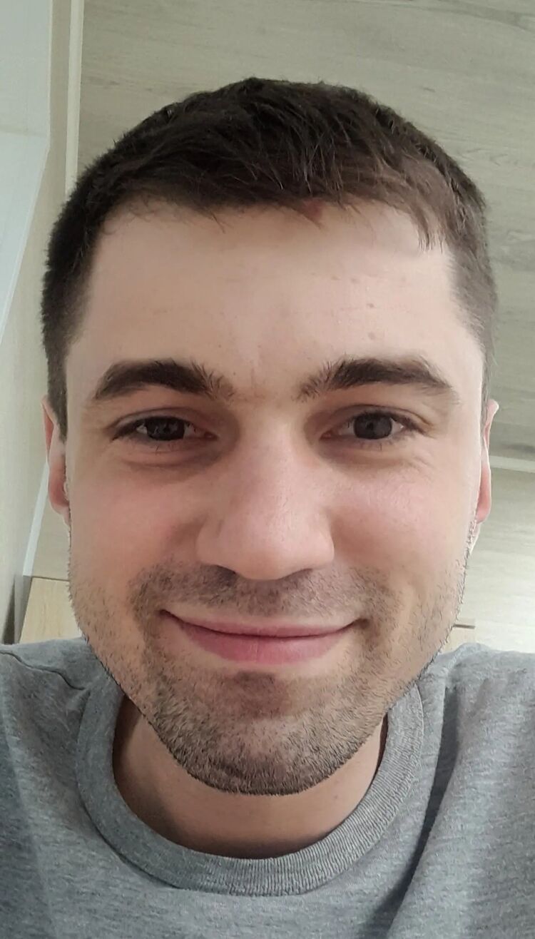  53288334  Monster, 33 ,    