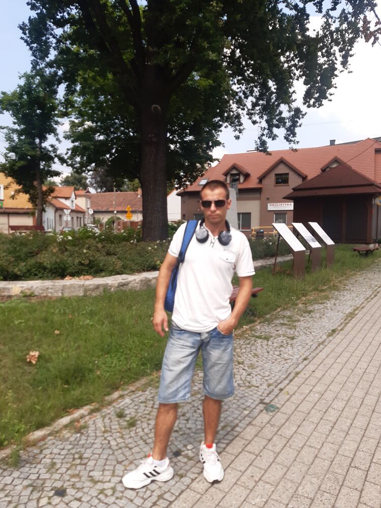  ,   Stefan, 34 ,     , 