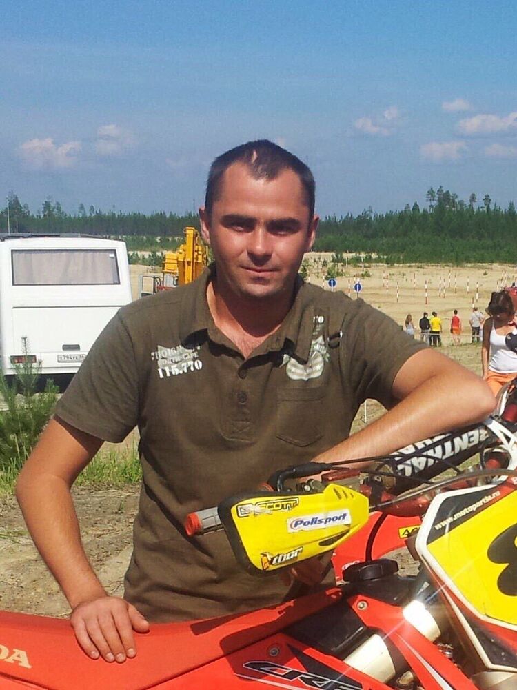  46539014  , 41 ,    