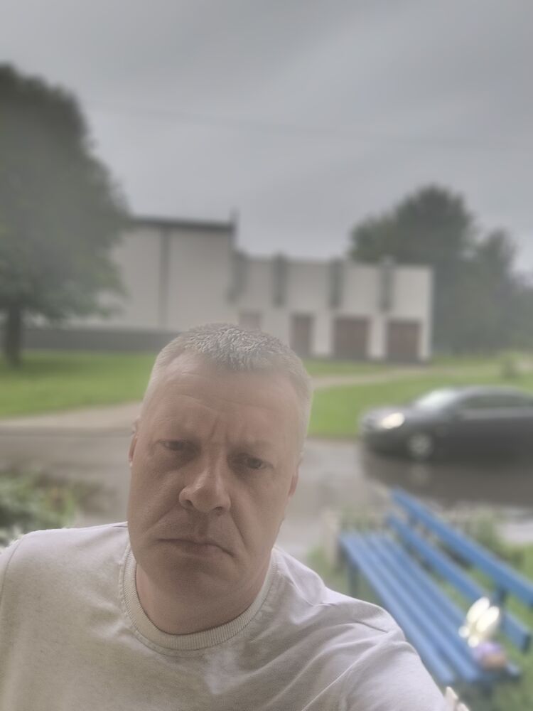  52728924  , 42 ,    