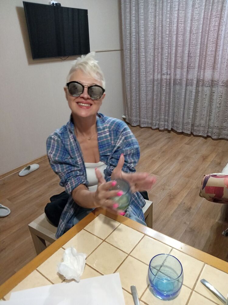  45682984  , 49 ,    