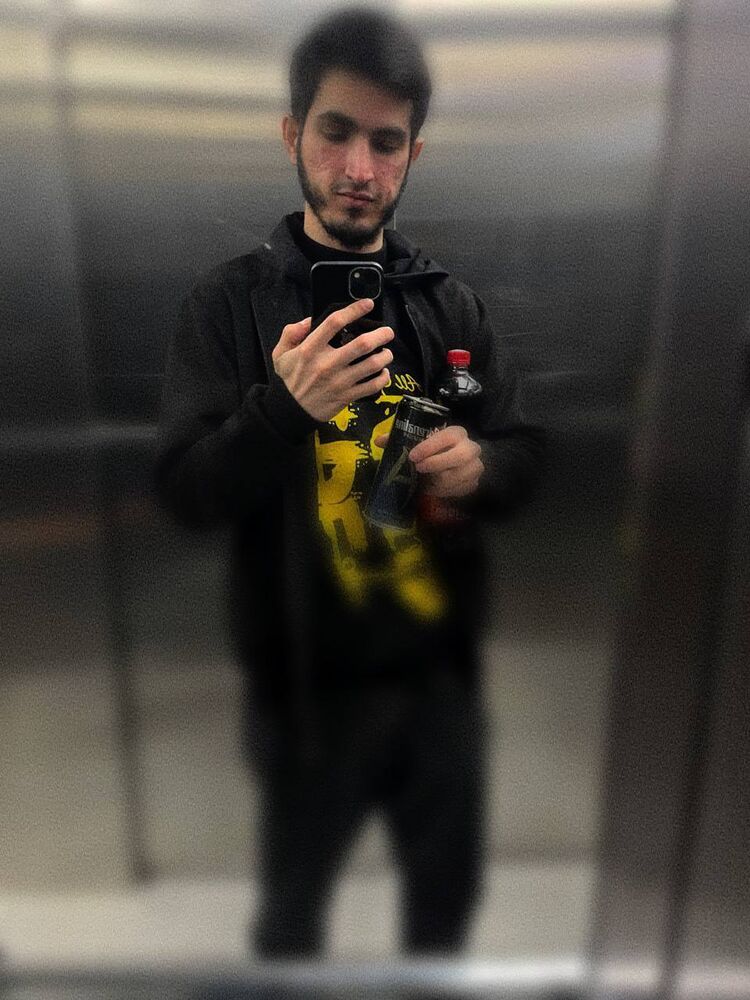  -,   Walliol, 23 ,   ,   