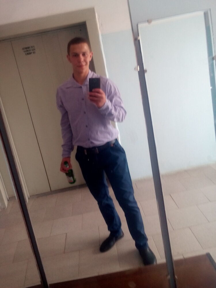  ,   Ruslan, 32 ,   ,   , c 