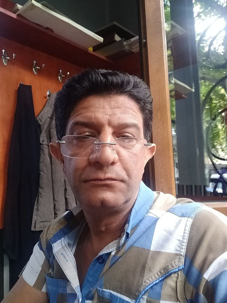  ,   Alex, 41 ,   ,   , c 