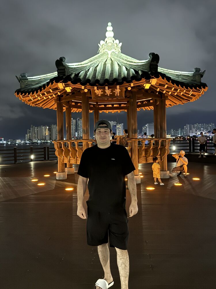  Suwon,   Azamat, 35 ,   ,   