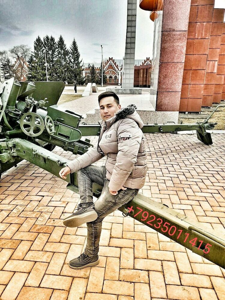  ,   Akbar JON, 34 ,     , c 
