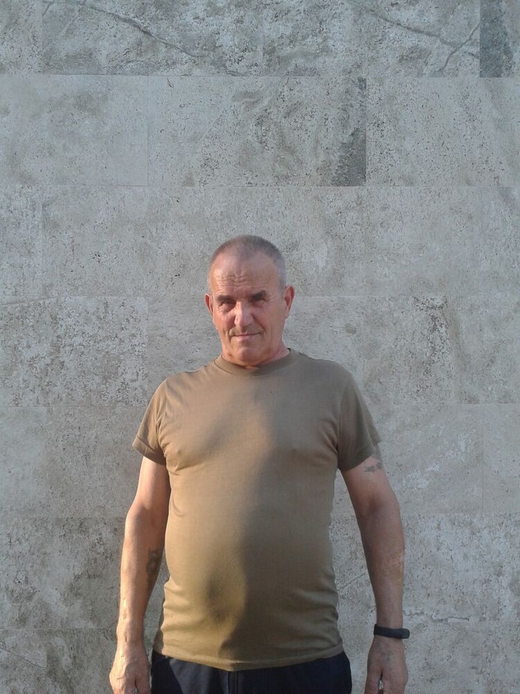  20703884  Sanya, 70 ,    