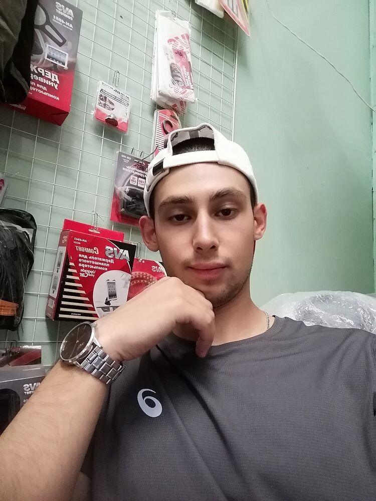  28585604  Ruslan, 24 ,    
