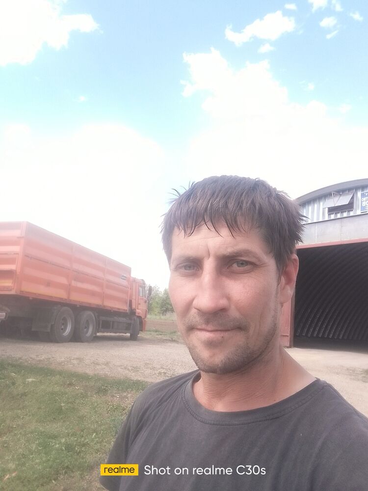  46127134  , 35 ,    