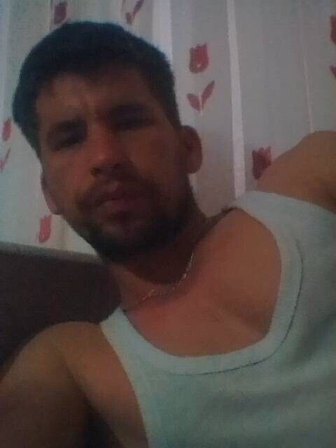  Esenyurt,   Alex, 39 ,   ,   , c , 