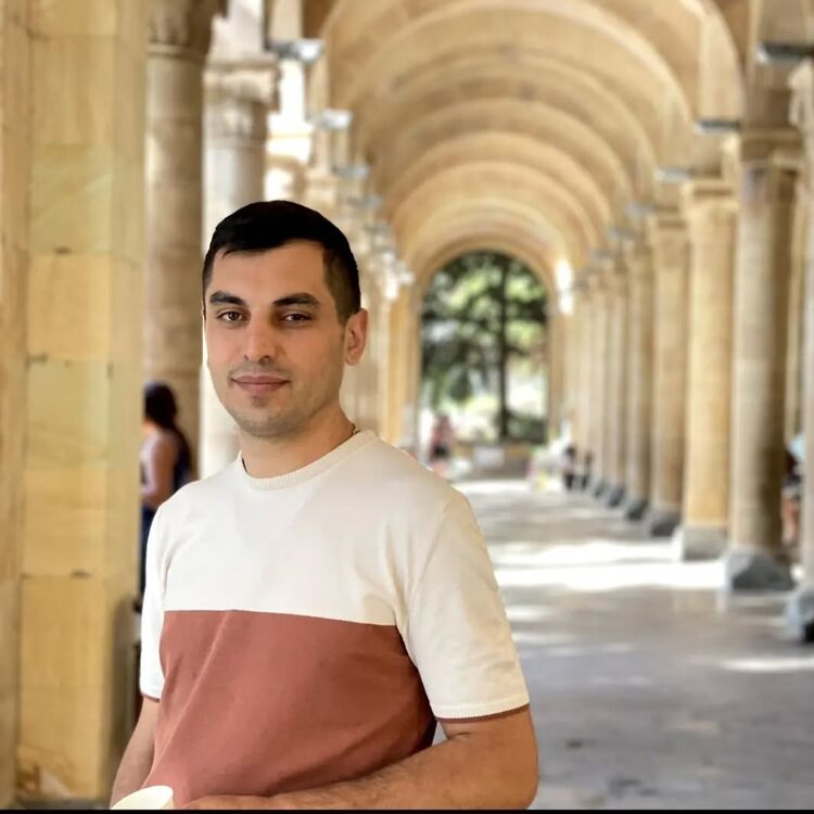 ���������� �����-���������, ���� ������� Karen, 30 ���, ������������ ��� ������, ����� � ���������