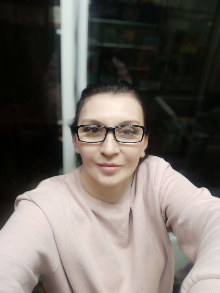  50488194  Vika, 49 ,    