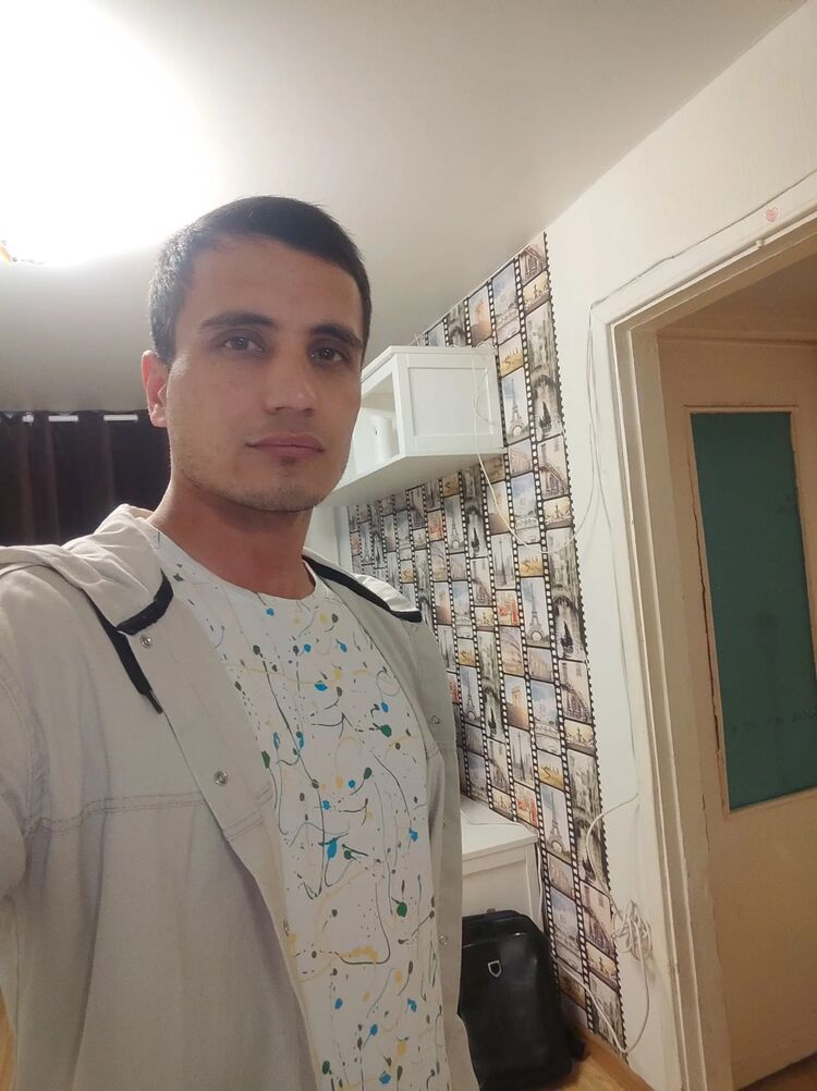  ,   Umid, 32 ,   ,   , c , 