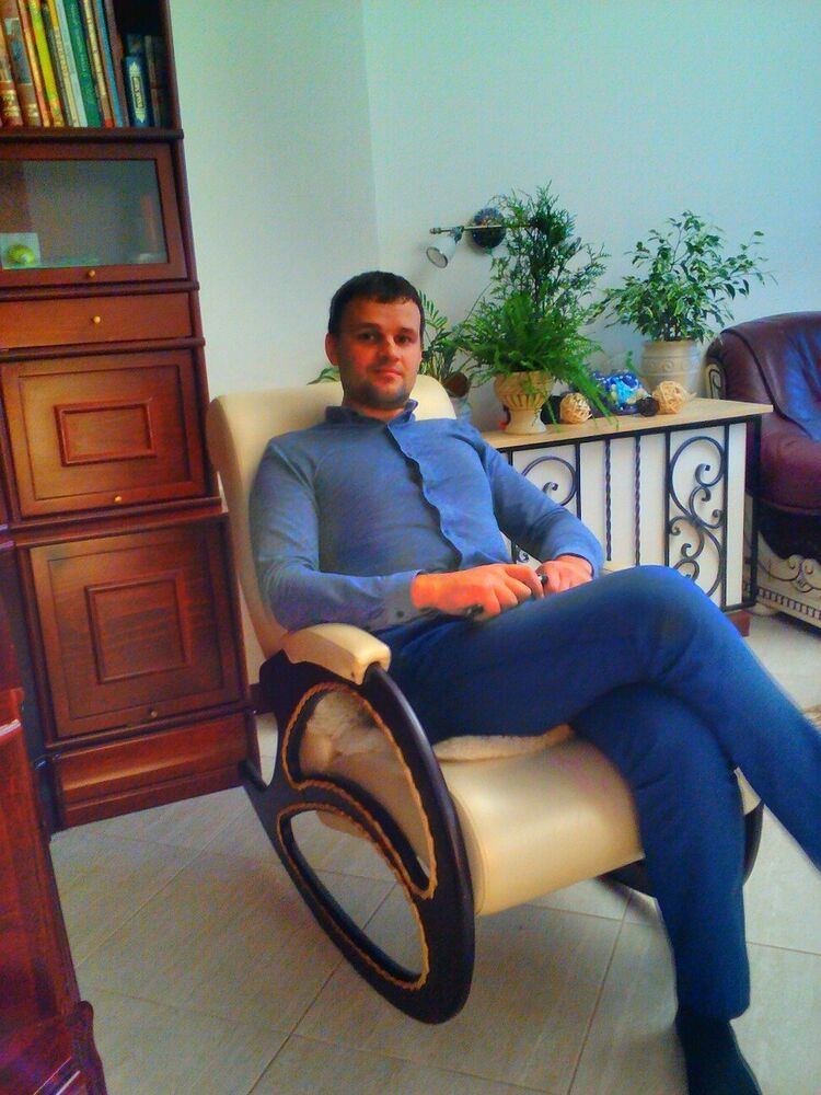 ���� 19605744 ������� �����, 39 ���, ���� ���������� � ������