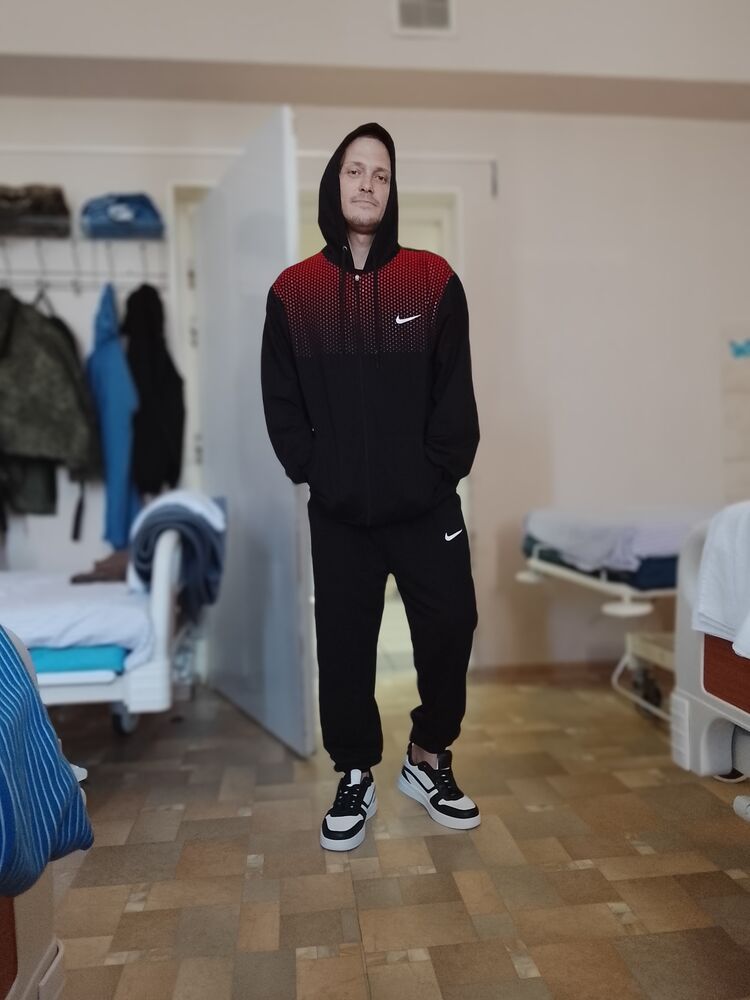  52526624  , 33 ,    