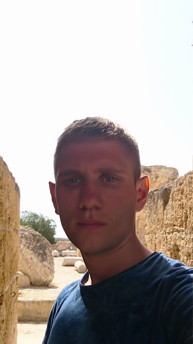  ,   Nikolas, 32 ,   ,   , c 