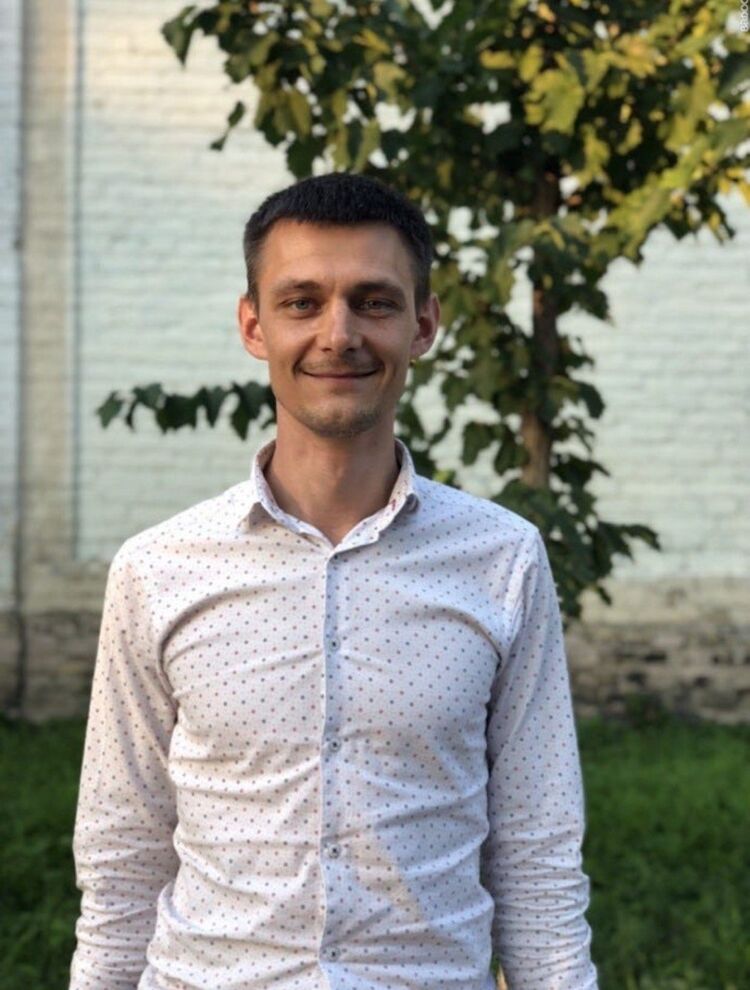  41668764  Oleg, 31 ,    