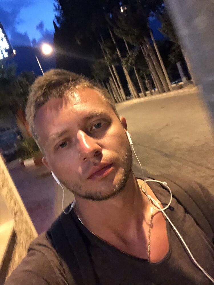  46607594  , 36 ,    