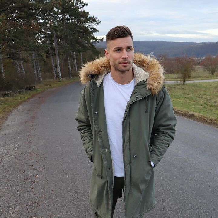  ,   Bruno, 42 ,     , c 