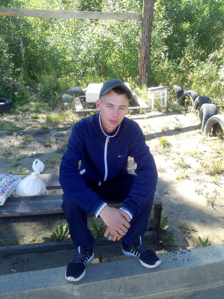  ,   Maksim, 28 ,   ,   , c 