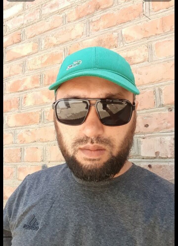  28322224  Abdulhakim, 40 ,    
