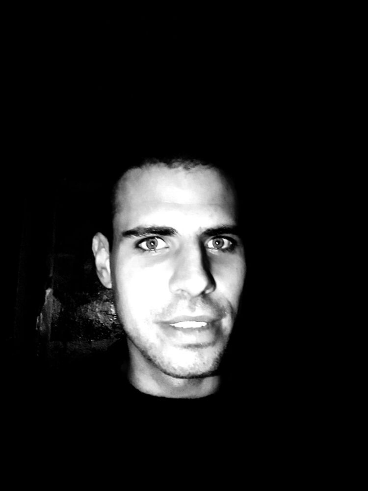  15754024  Yuri, 34 ,    