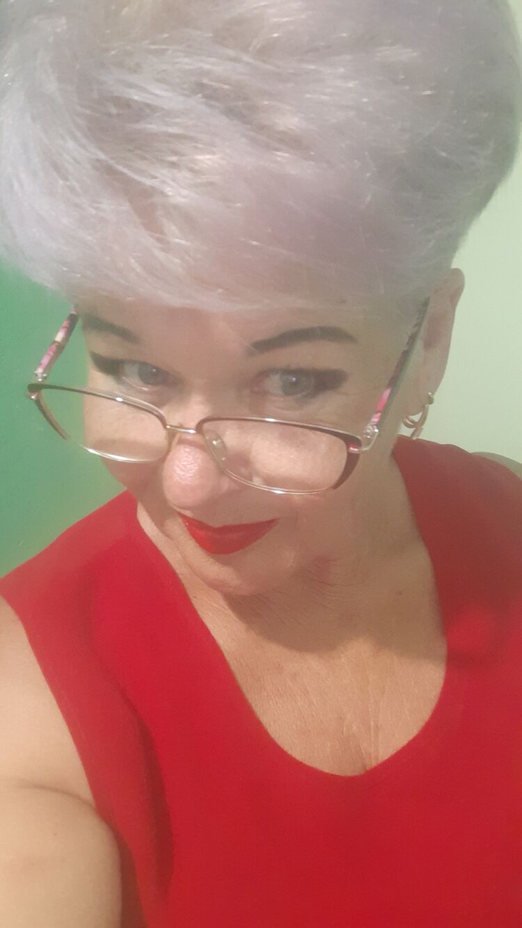  45884014  Larisa, 62 ,    