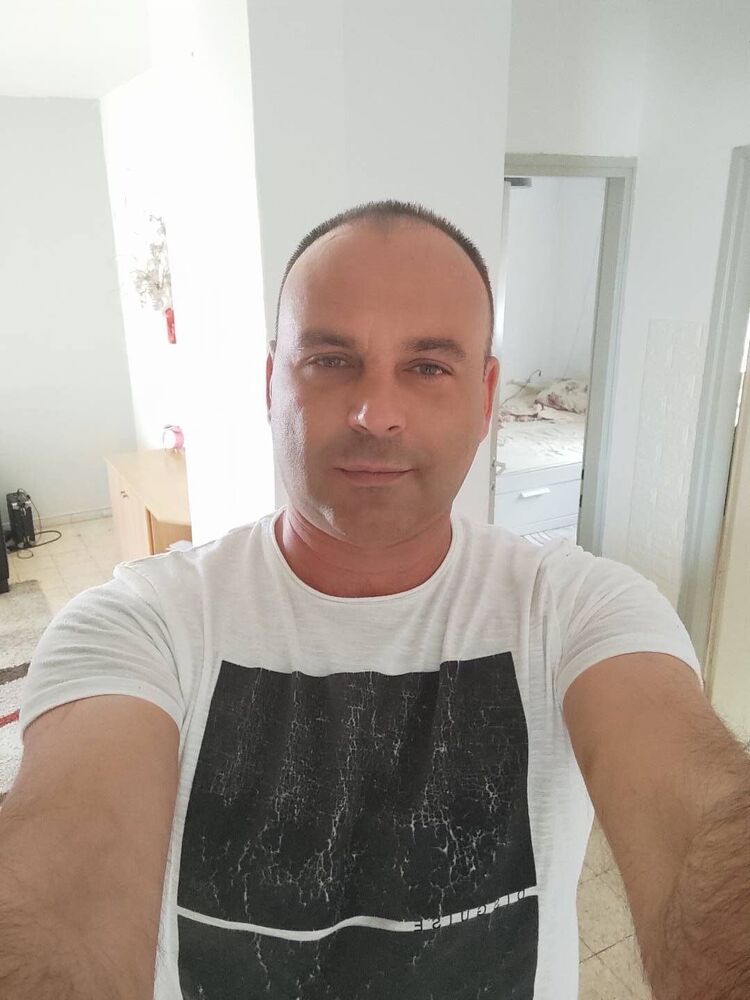  26123734  Vova, 47 ,    
