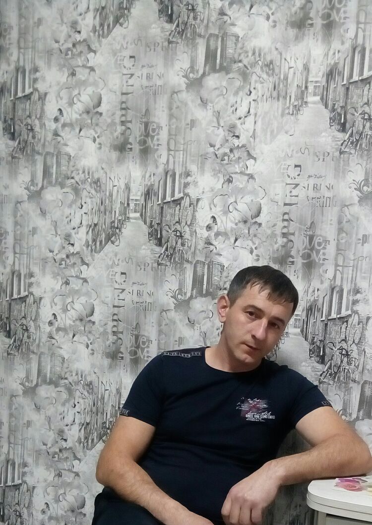  28554694  , 48 ,    