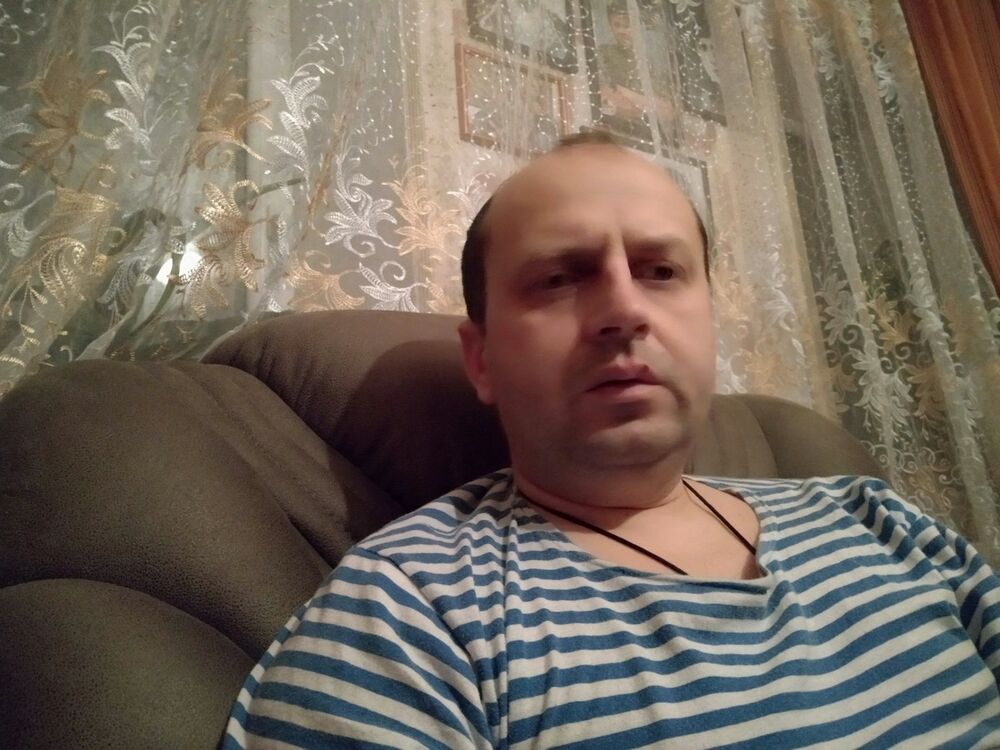  ,   Uriy, 39 ,   