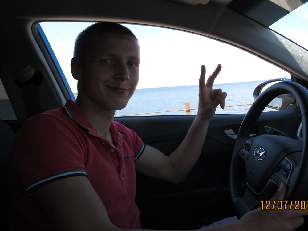  ,   Artem, 34 ,   ,   