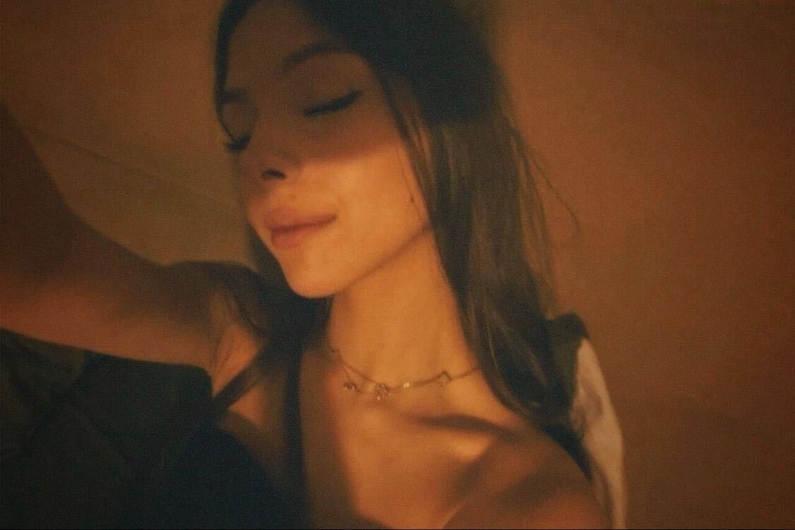  54042404  , 22 ,    --