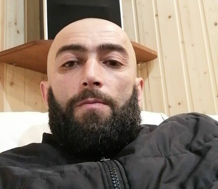  20562334  Xeto, 39 ,    