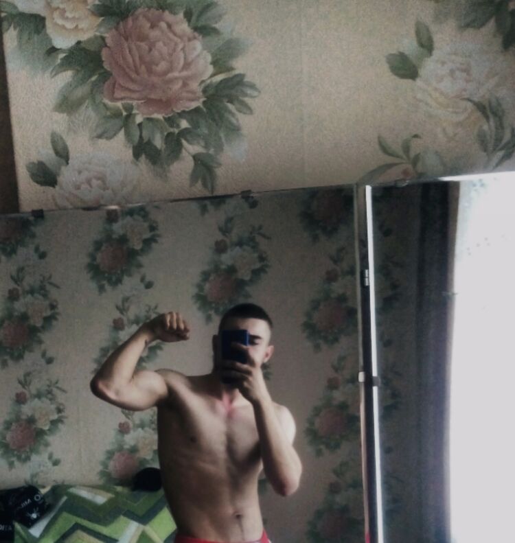  46027584  , 21 ,    