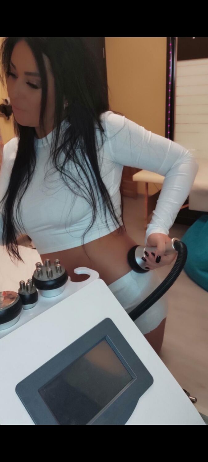  54811124  Sultana, 39 ,    