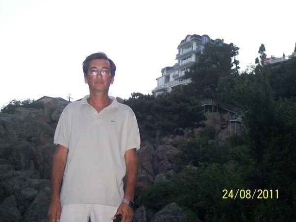  10257634  Nikolay, 66 ,    