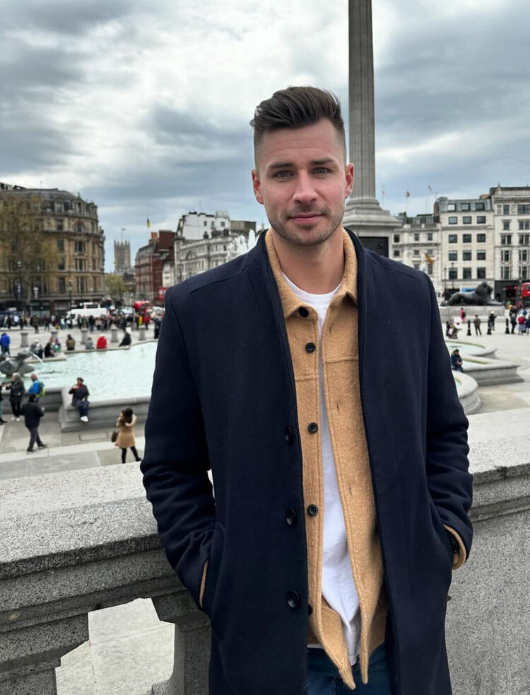  43350074  Dammenhein, 39 ,    