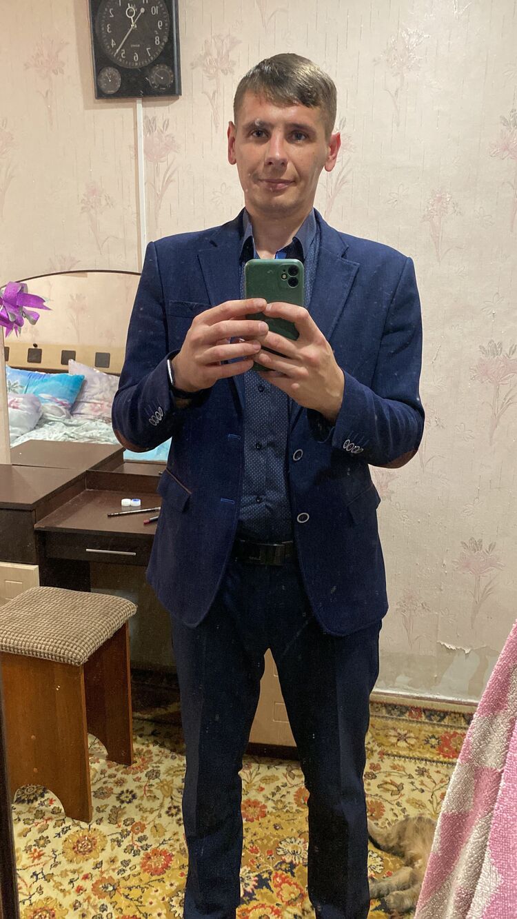  44369884  , 38 ,    