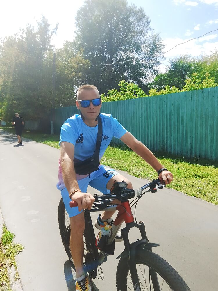 53227314  Andrey, 39 ,    