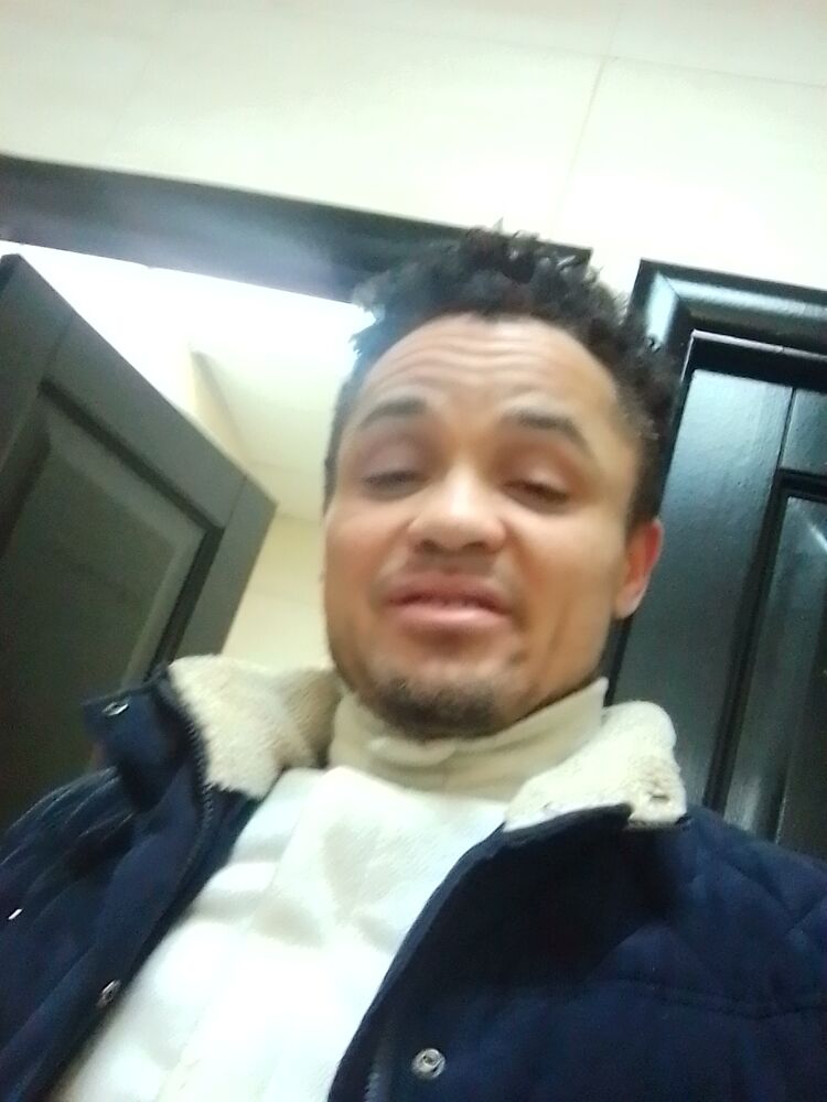  31505574  Arinze, 32 ,    -