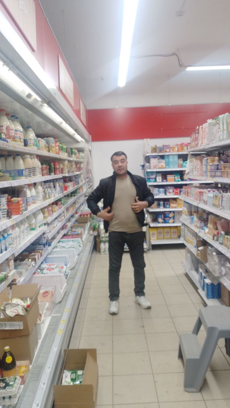  50426544  Jamshid, 44 ,    Nepasice