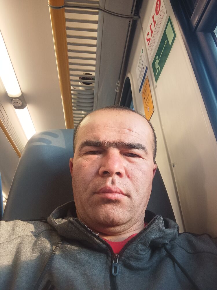  35334894  , 40 ,    